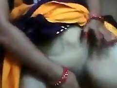 Mature Bhabhi engages in steamy action, highlighting her desire for a clean vagina.